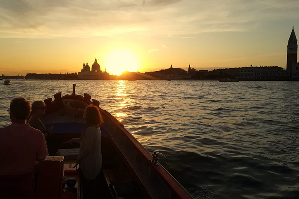 A boat trip on the Venetian lagoon - Evening excursion